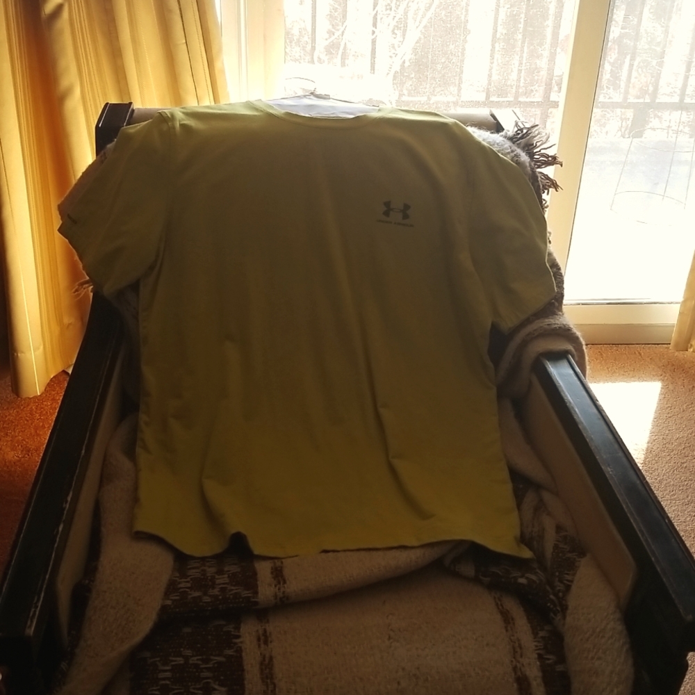 Active Short Sleeve Shirt, Large, Grren-Yellow; Under Armour